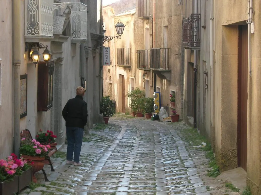Appartamenti Liberty Erice 0*,