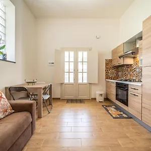 Apartment Le Casette Di Maria Pia, Mondello